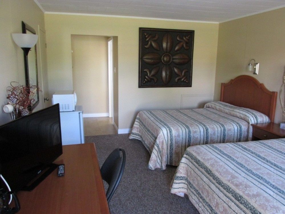 Berry'S Motel Truro Exterior photo